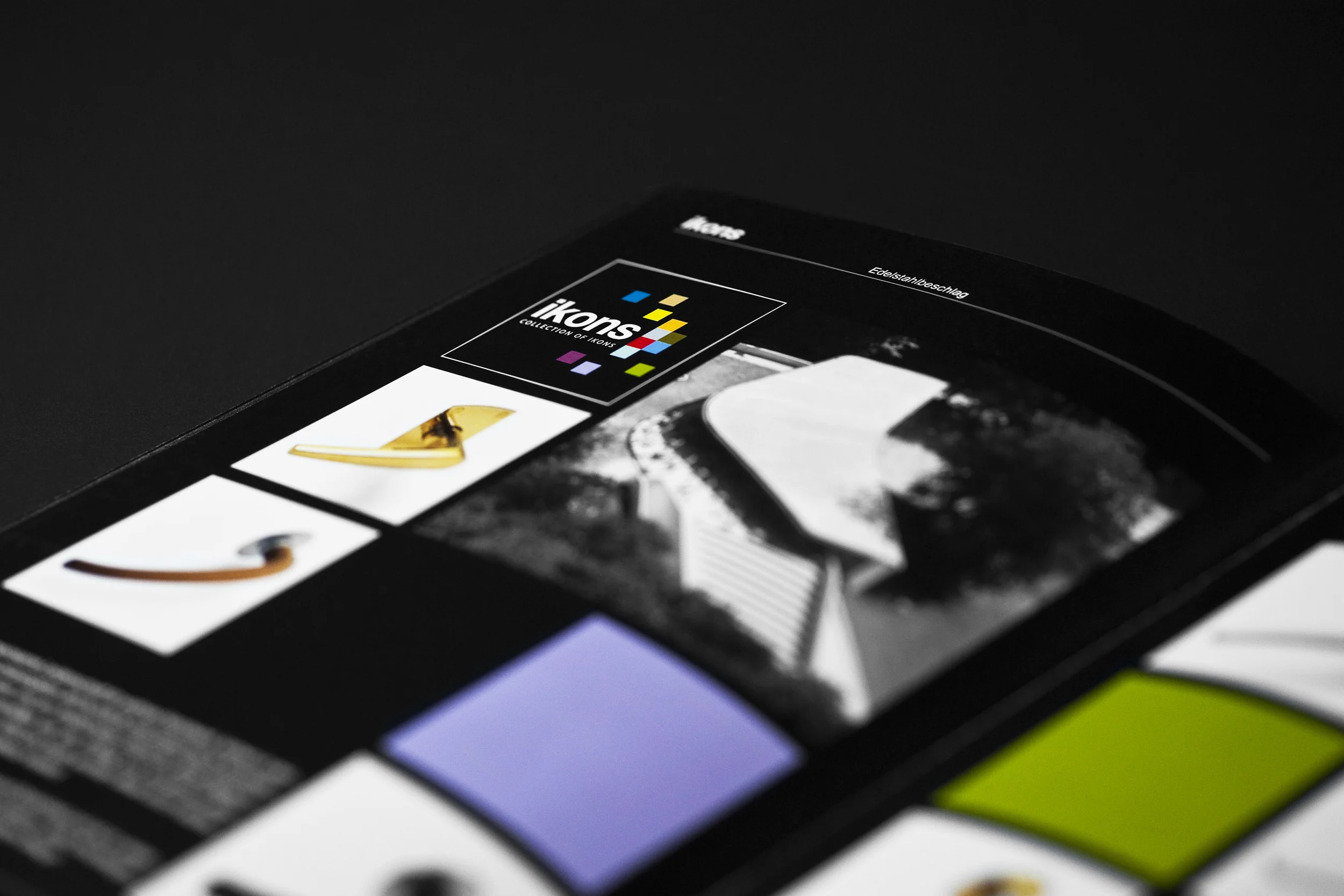 Modulares Layout für eine erweiterbare Markenbroschüre